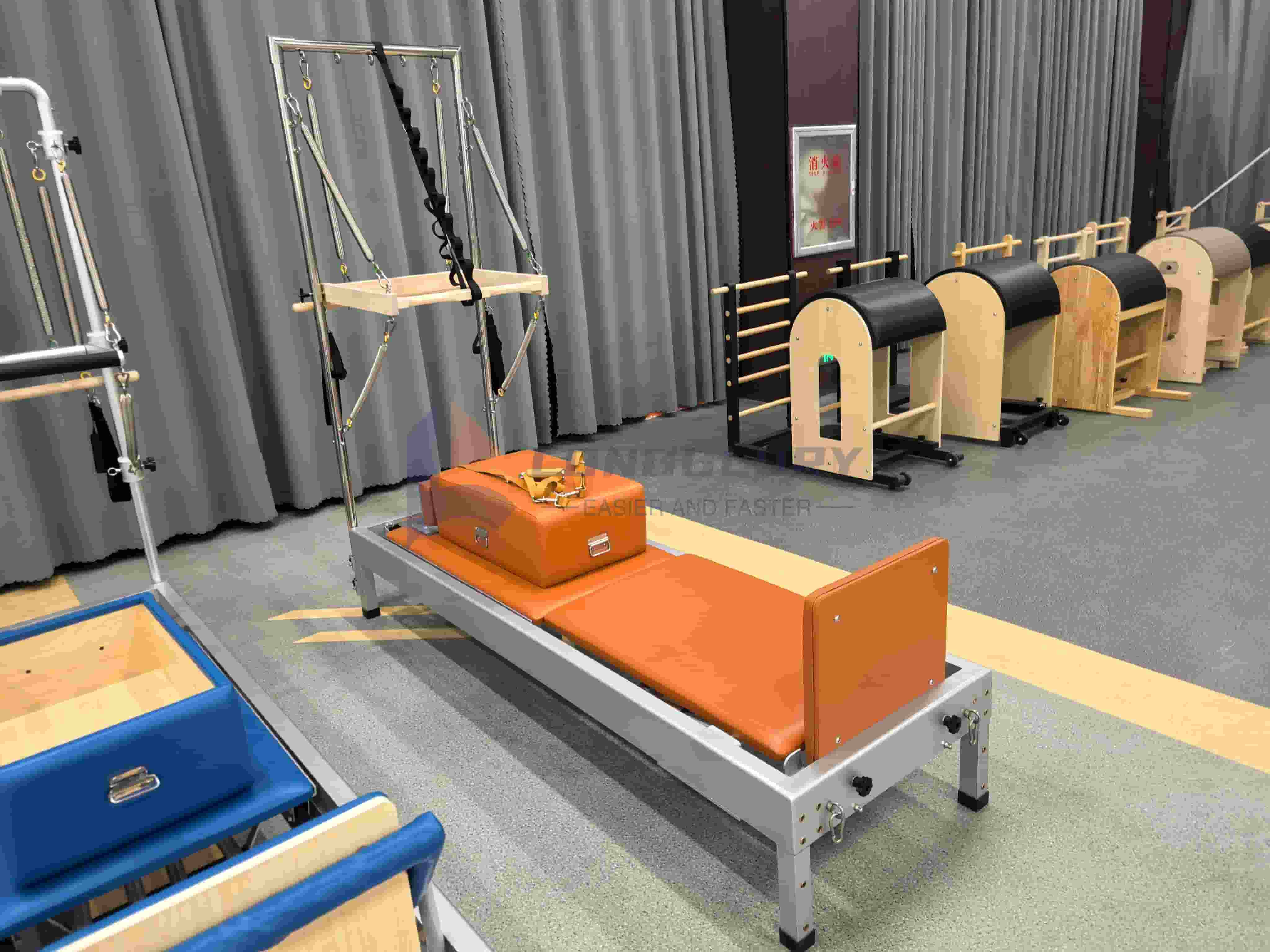 Алуминијумски пилатес реформатор са торњем